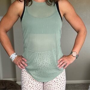 Sheer ribbed Alo tank